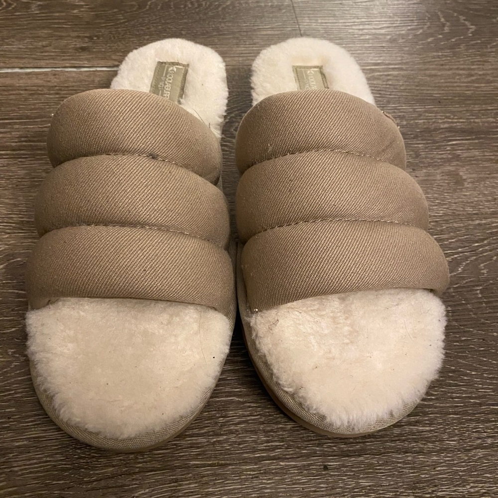 Koolaburra by UGG Beige Cozy Footwear